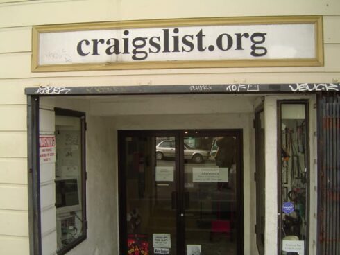 How to Make Money on Craigslist (7 Great Ways with Examples)