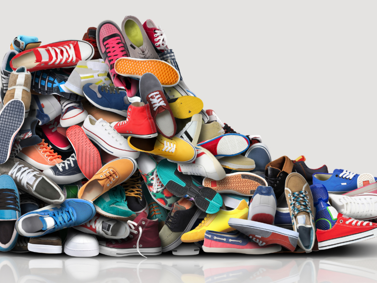 How to Resell Shoes: Your 2023 Guide to Sneaker Reselling