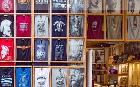 The Best Way to Sell T-Shirts Online: Marketplaces, Tools, and Strategies