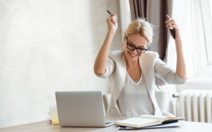 most profitable blogs.
