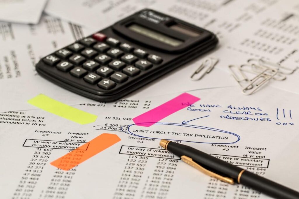 How to Make $10K a Month: 13 Fun & Exciting Ideas to Make Five Figures Bookkeepers desk