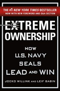 Picture of the extreme ownership book cover. 