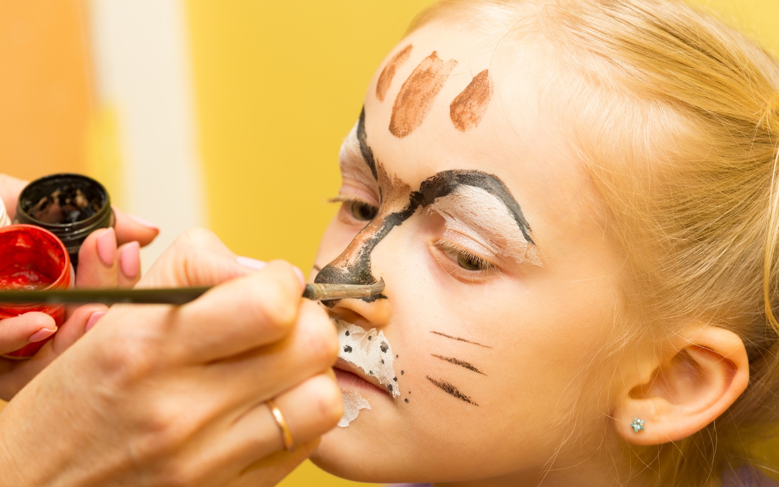 Makeup Business For Childrens Face Painting.