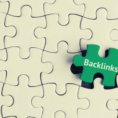 puzzle piece that says backlinks on it