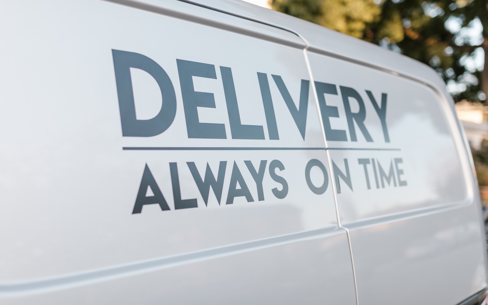 Tips to Consider When Choosing a Courier Company Name.