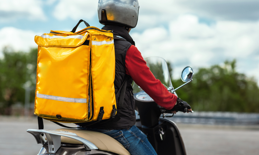 17 Proven Ways to Make an Extra $1,000 a Month When You Need It food delivery