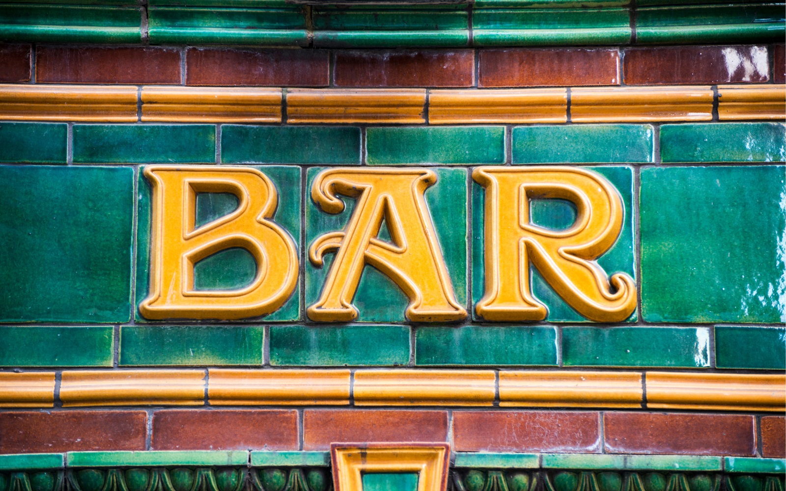Bar Slogan Ideas Tips to Help Set Up Your Pub For Success.