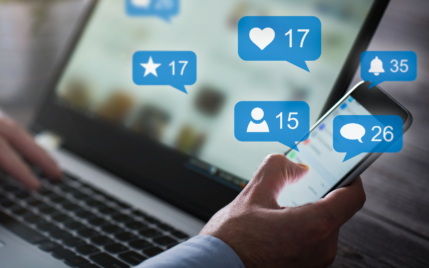 social boosting review.